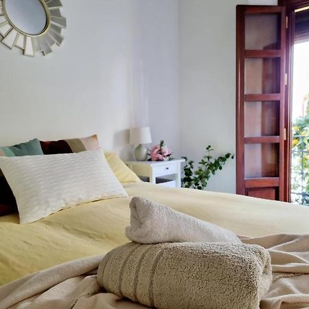 Hostfy Mercado De Triana Sevilla Buitenkant foto