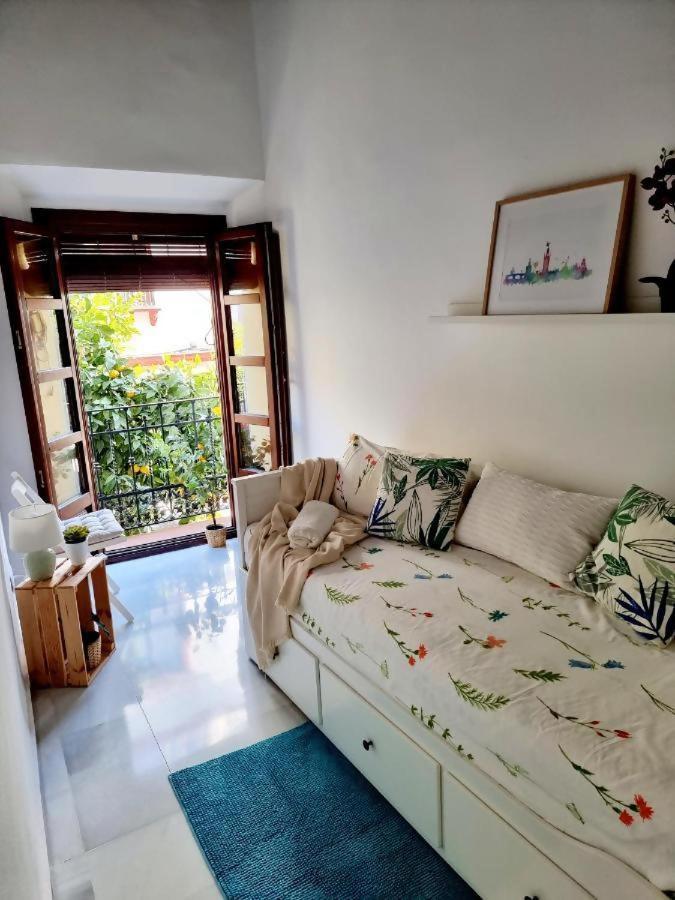 Hostfy Mercado De Triana Sevilla Buitenkant foto