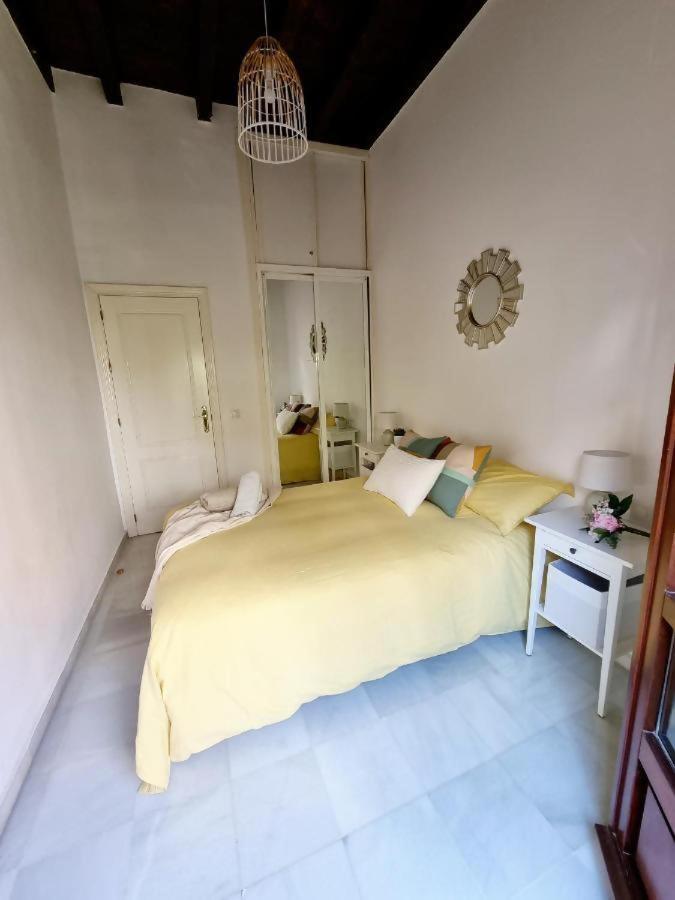 Hostfy Mercado De Triana Sevilla Buitenkant foto