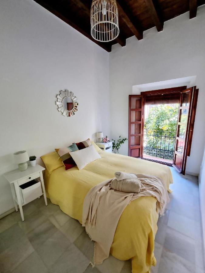 Hostfy Mercado De Triana Sevilla Buitenkant foto